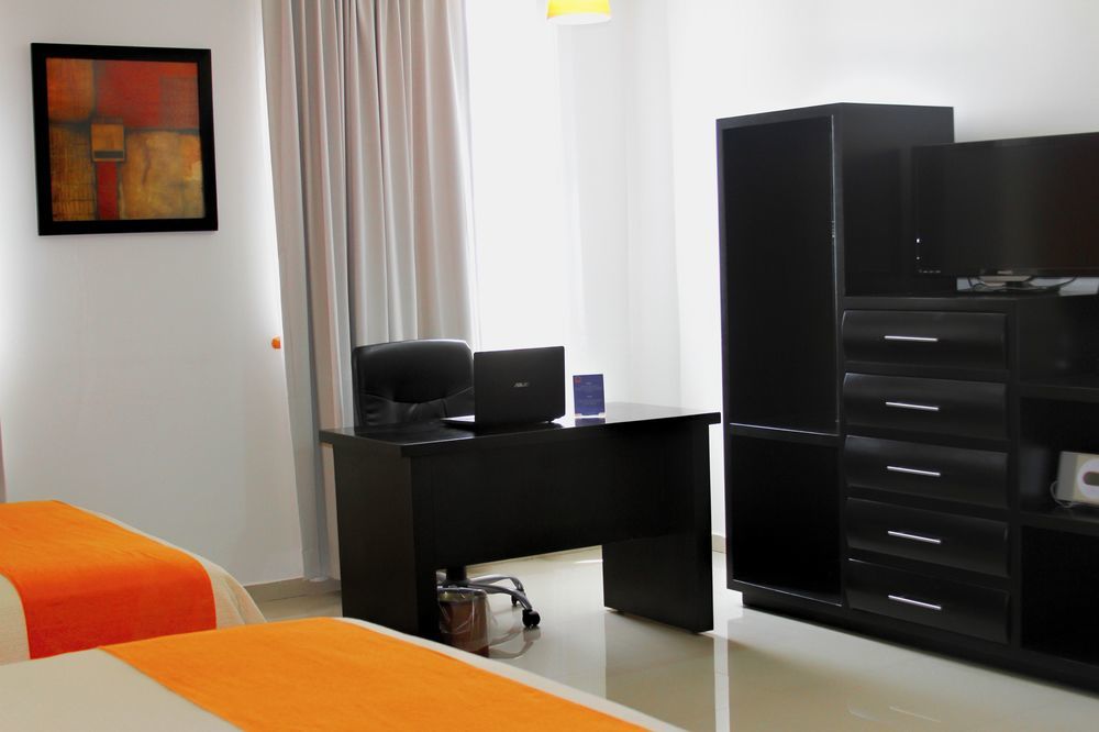 Hotel Baez Paraíso Esterno foto